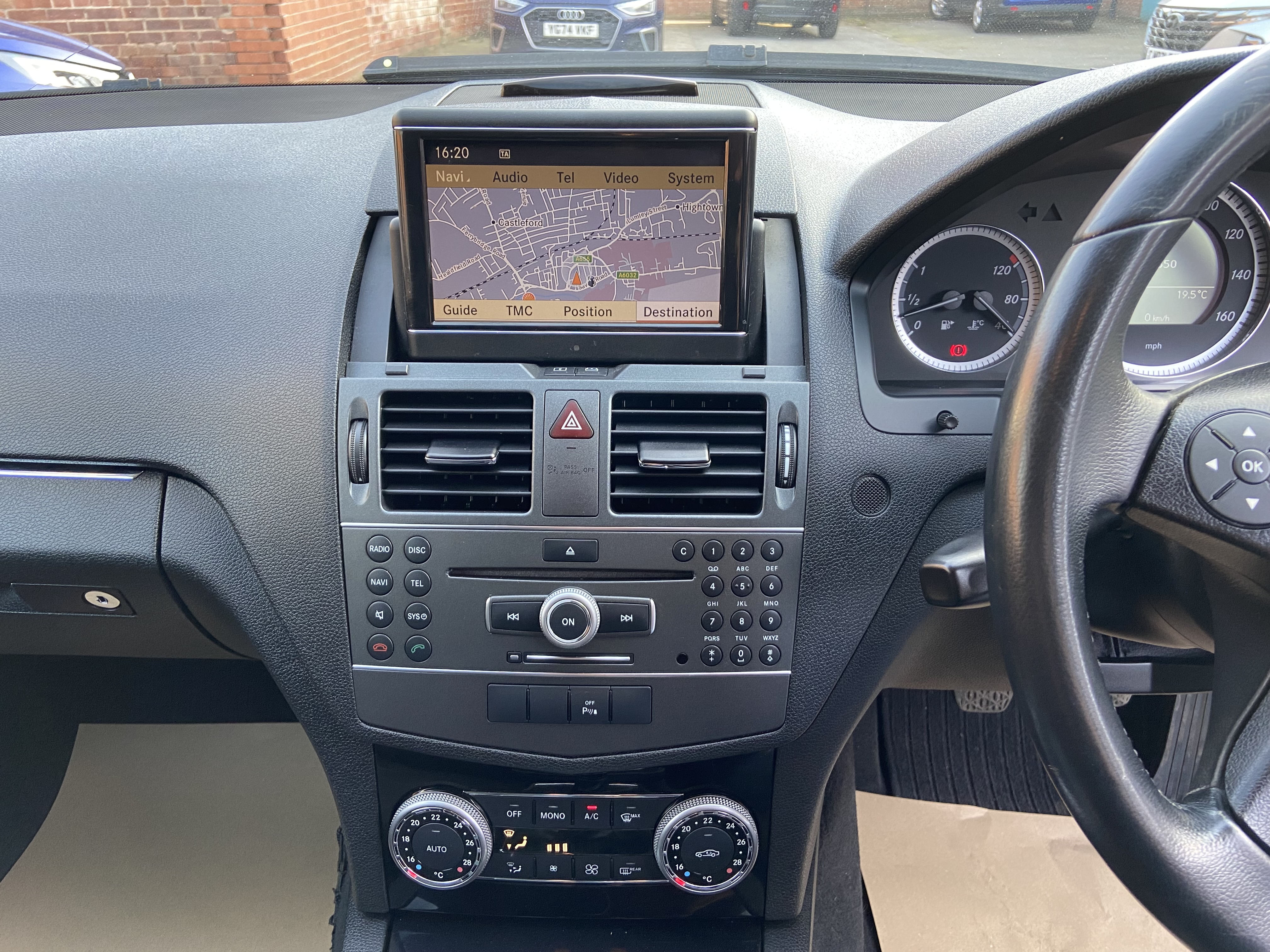 additional car image