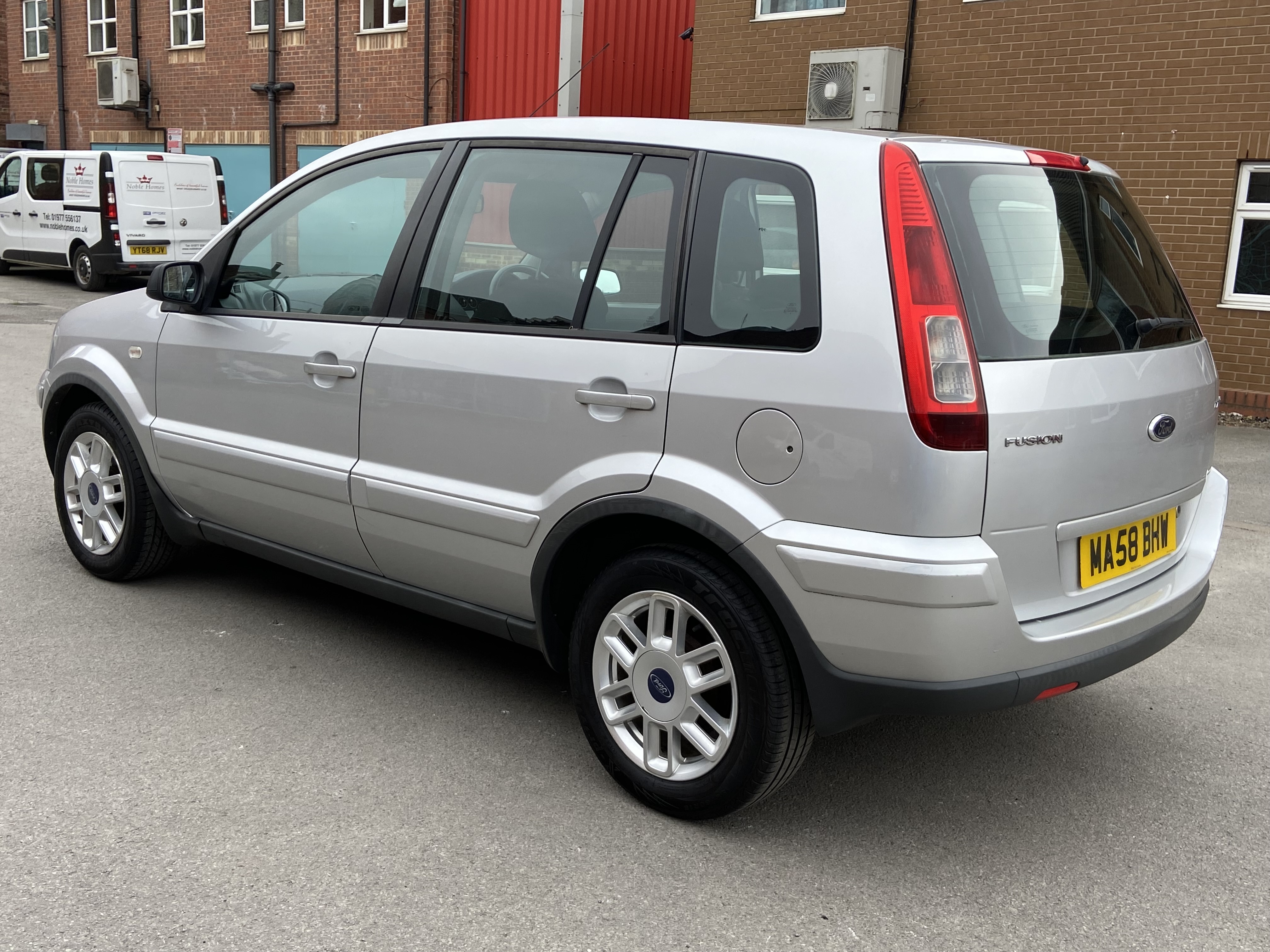 additional car image
