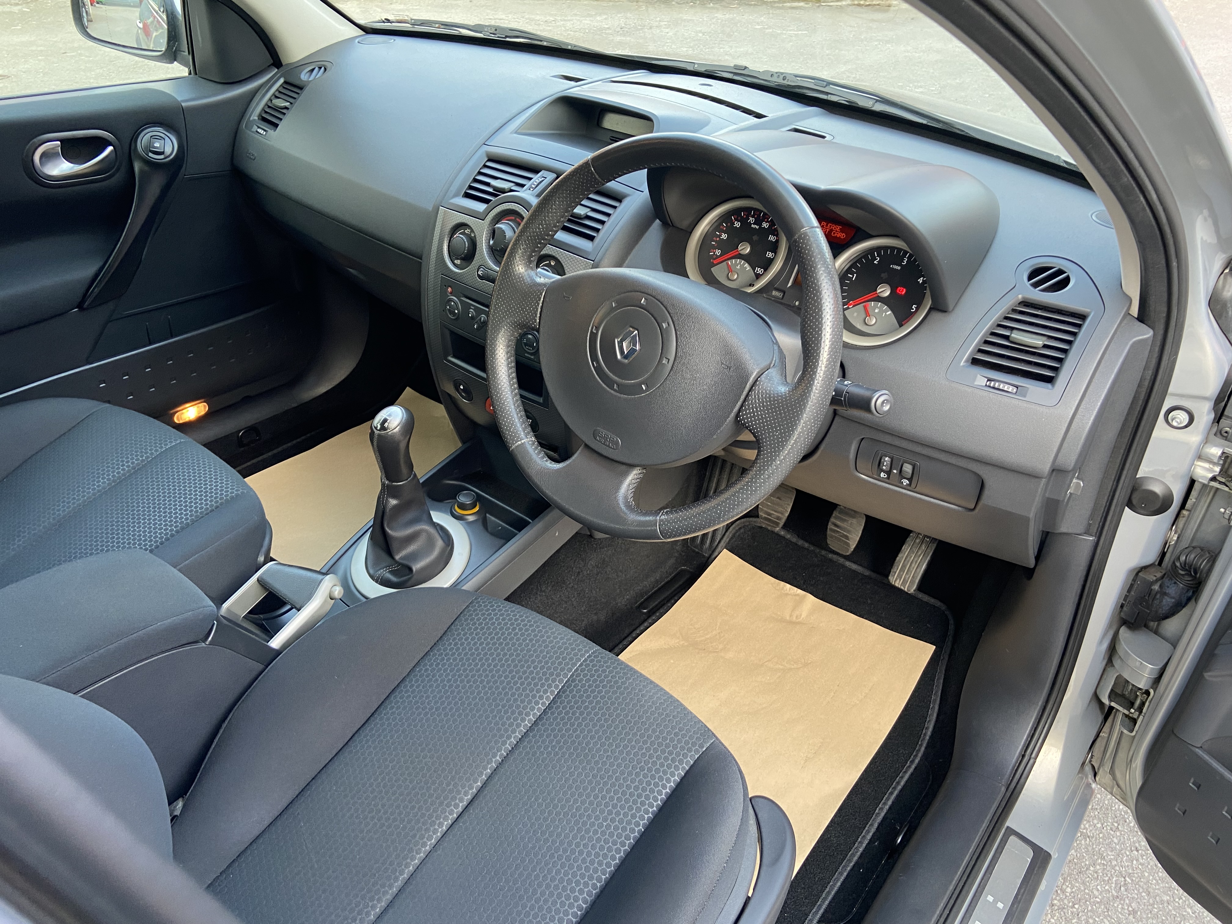 additional car image