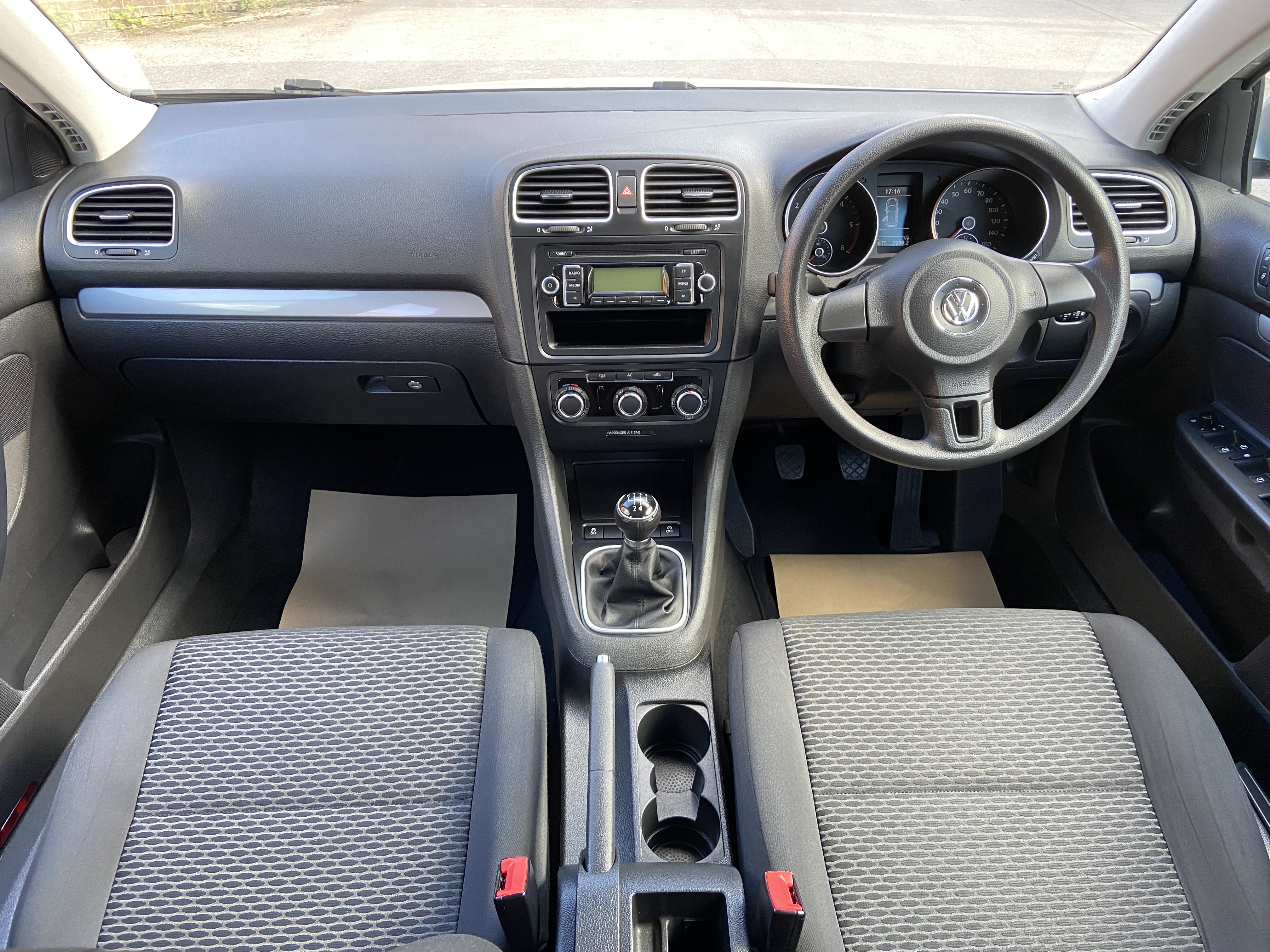 additional car image