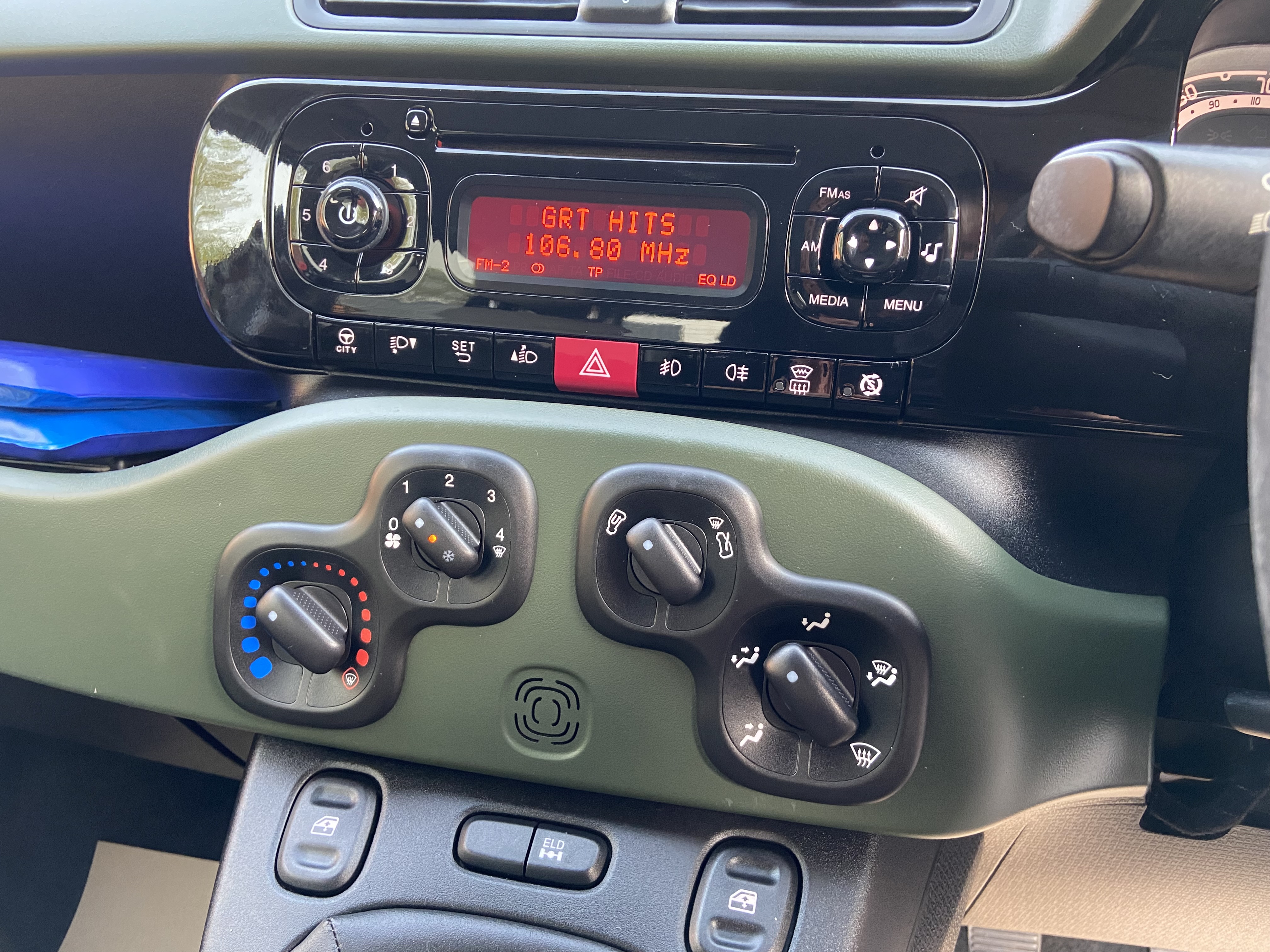 additional car image