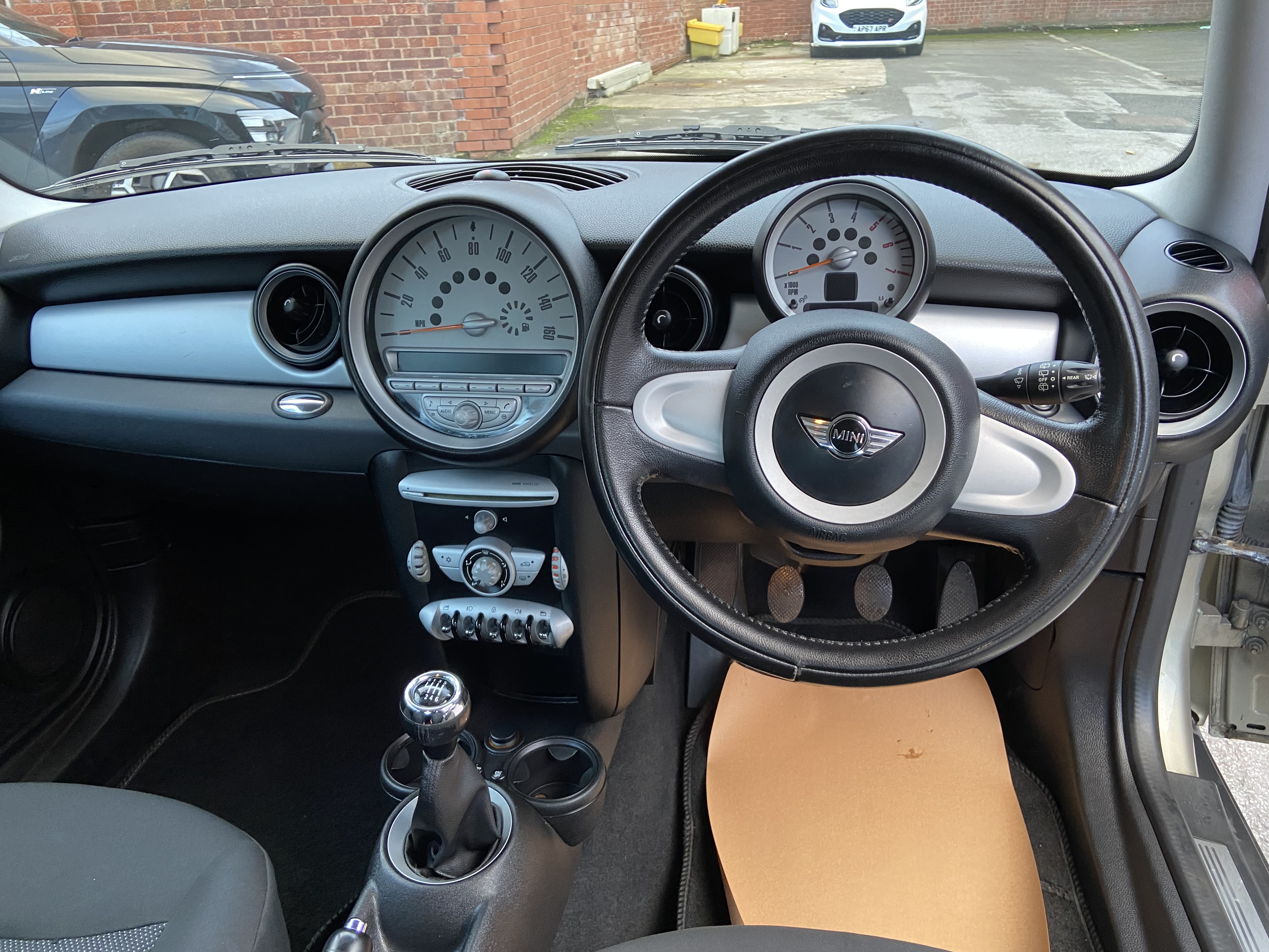 additional car image