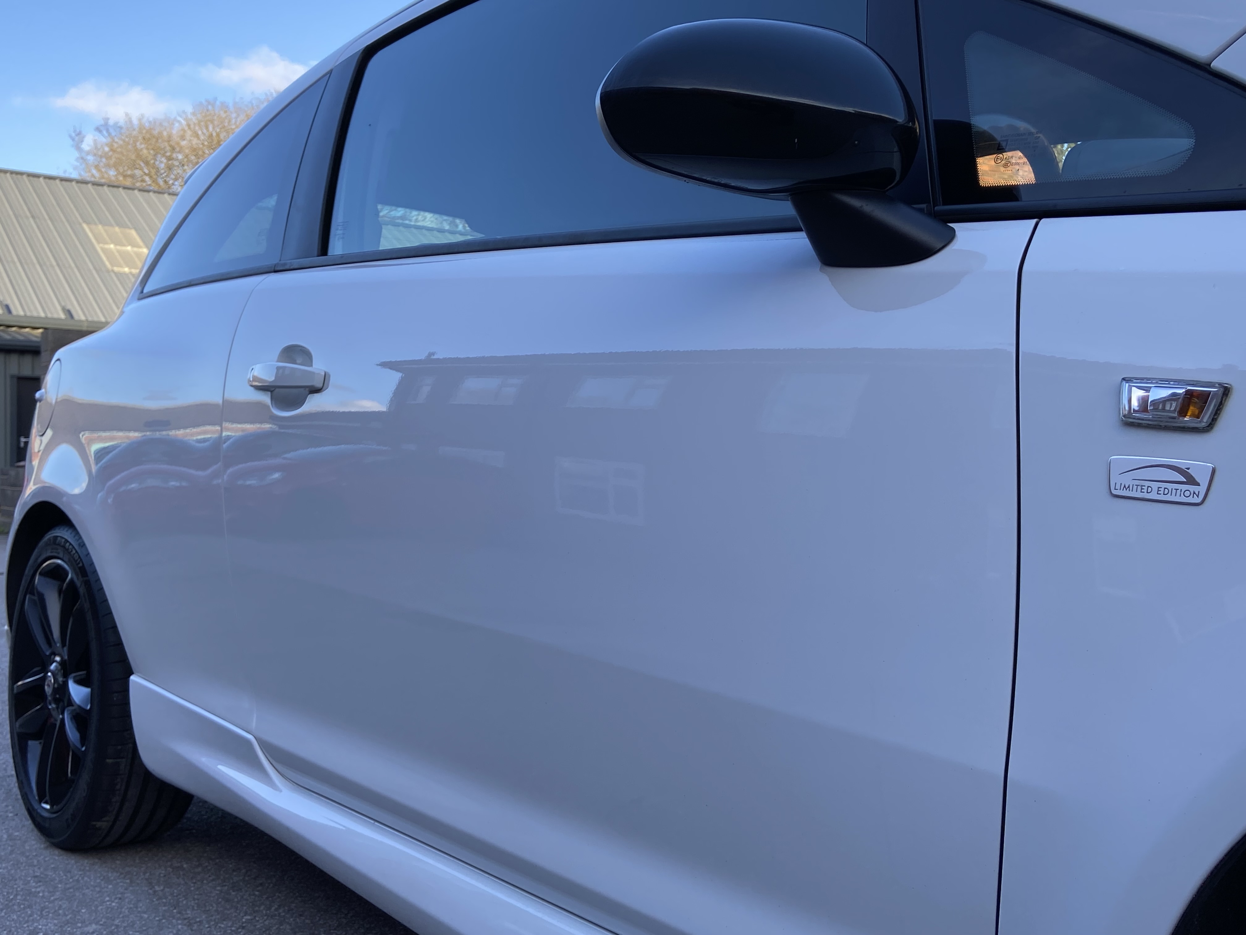 additional car image