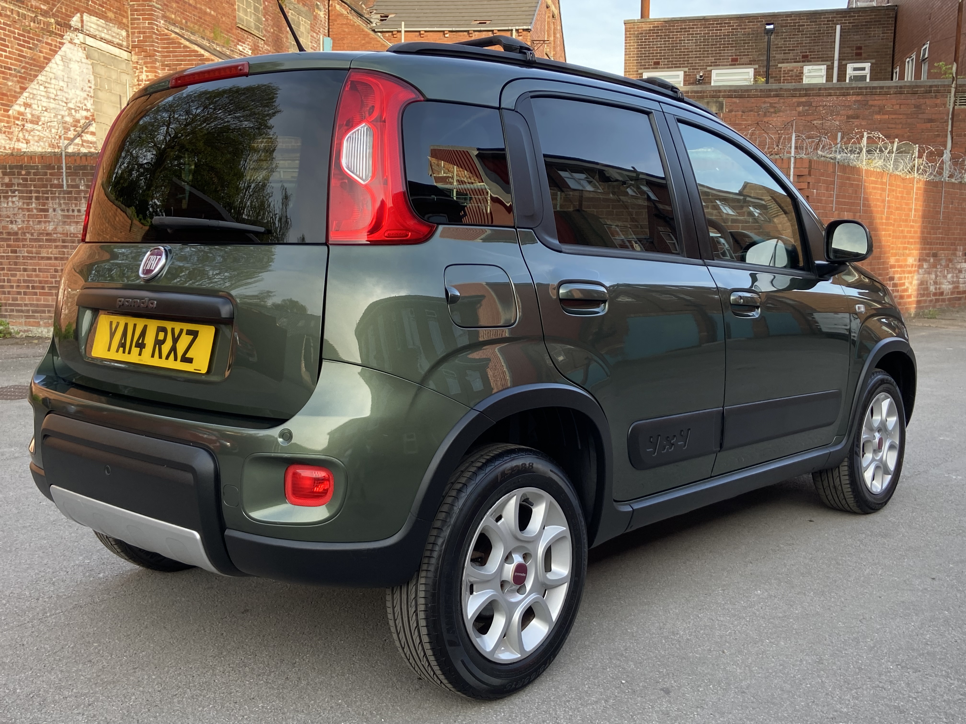 additional car image