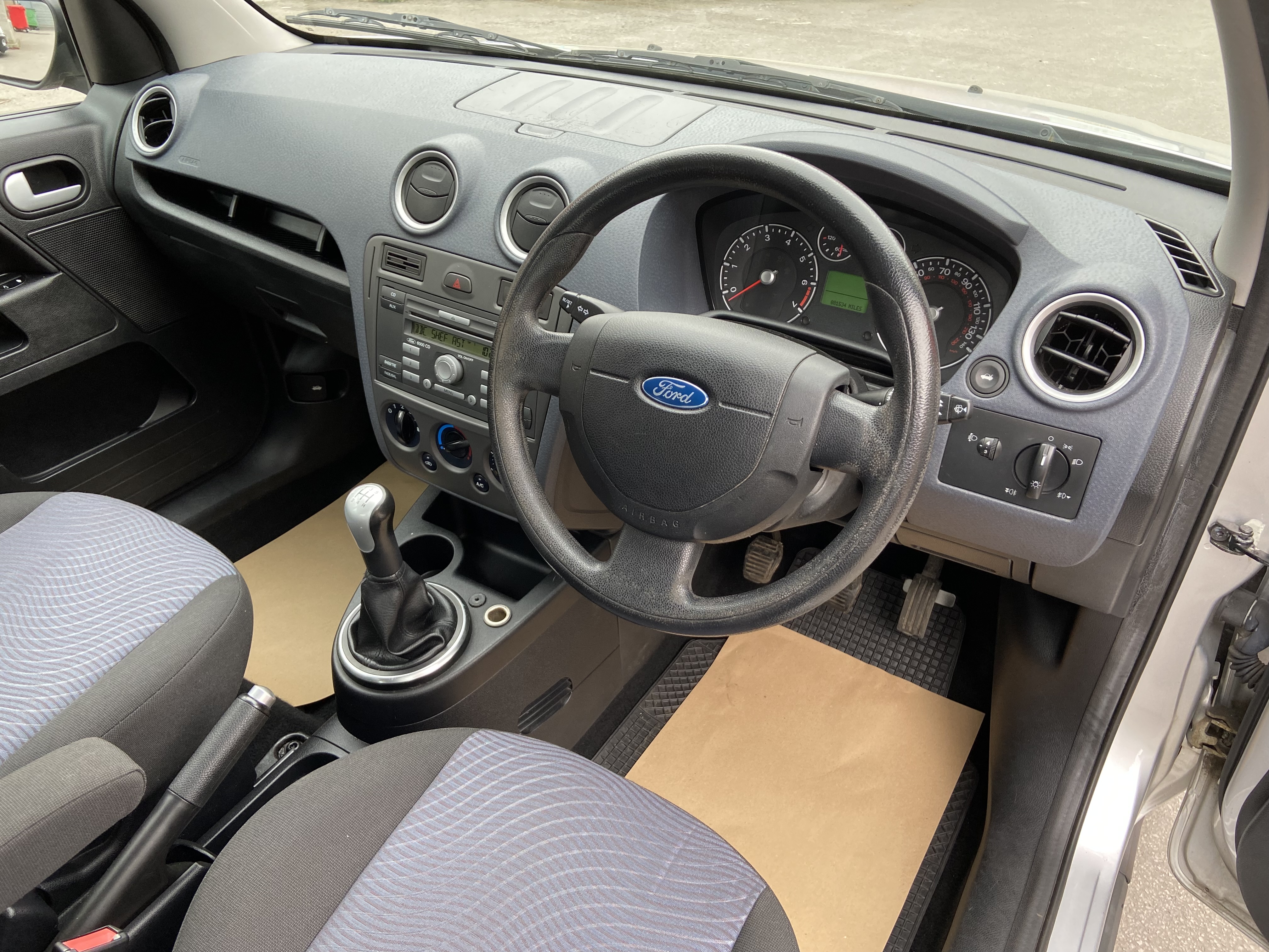 additional car image