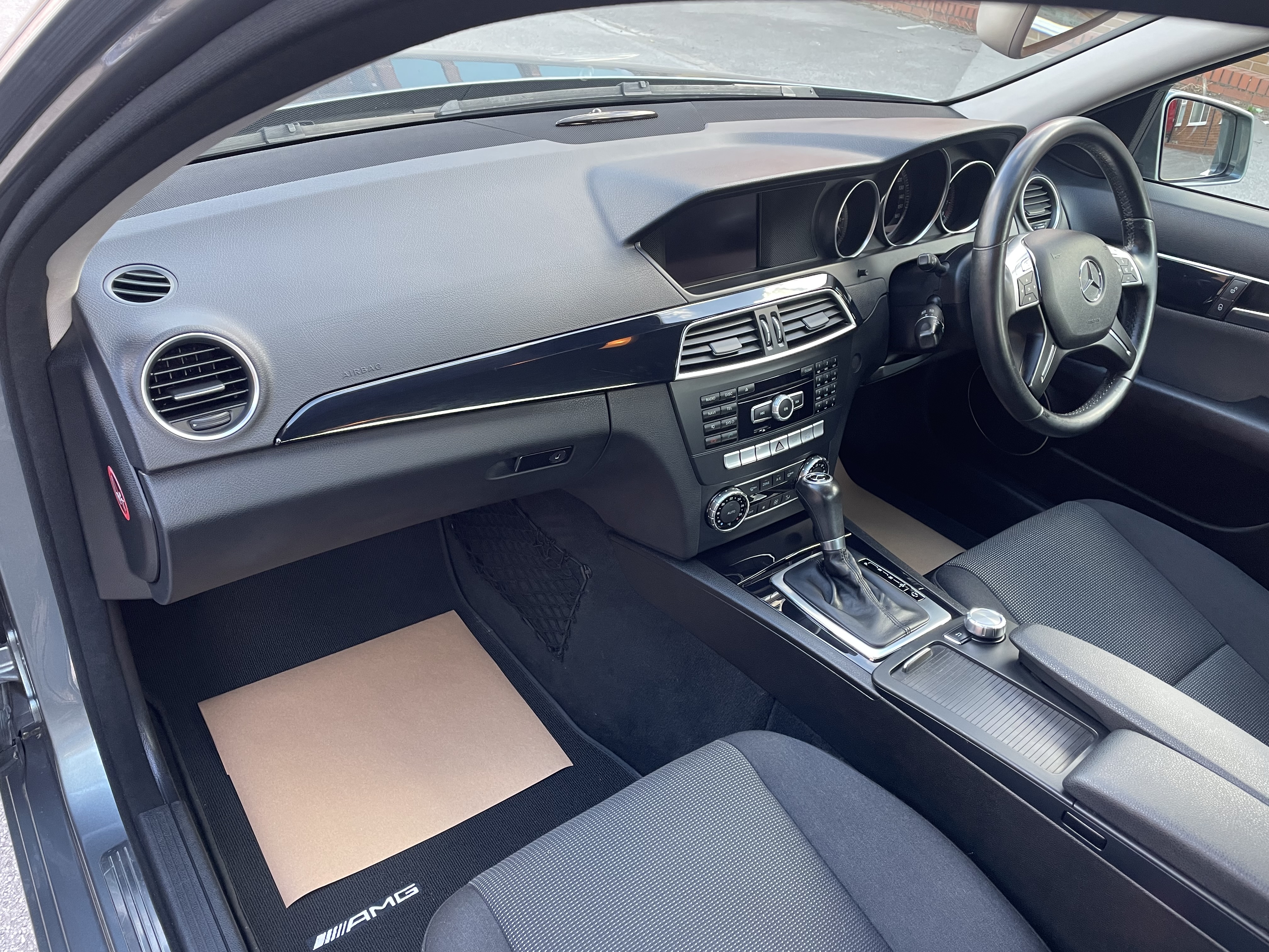 additional car image